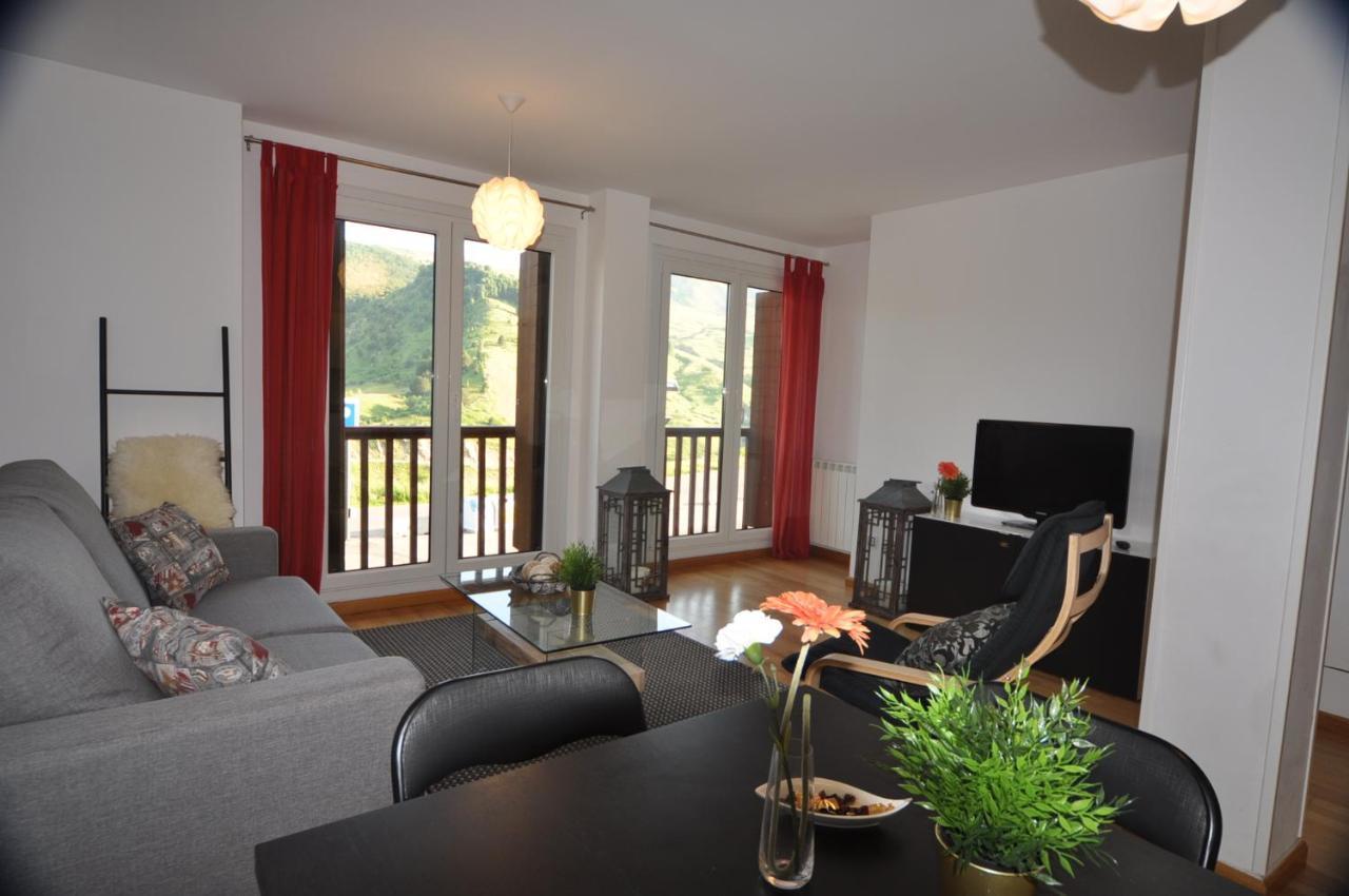 Apartamentos Tirol فورميغال المظهر الخارجي الصورة